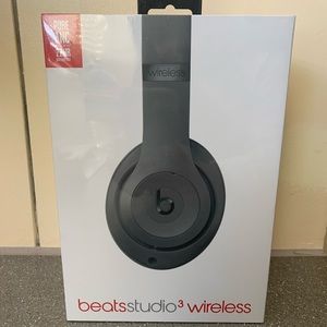 NEW Beats Dr. Dre Studio3 Wireless Headphones